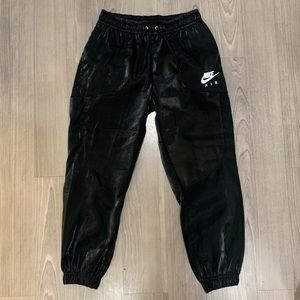 Nike Air Women’s back nylon joggers